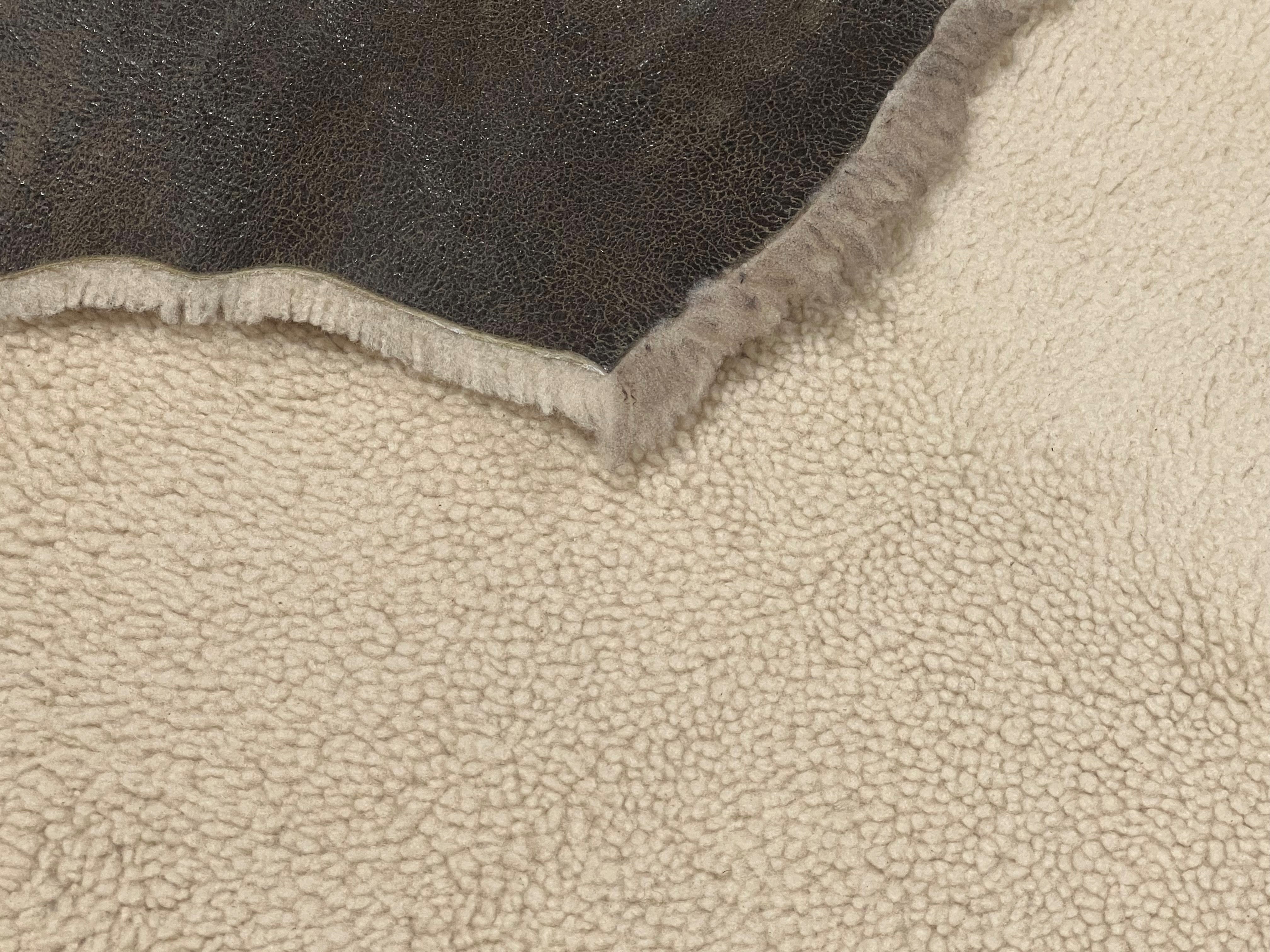 Merino Curly Beige : 12mm Curly Wool 6 Piece Sheepskin Bundle with Distressed Nappalan Reverse (Ref-gh.eol) Bundle 375