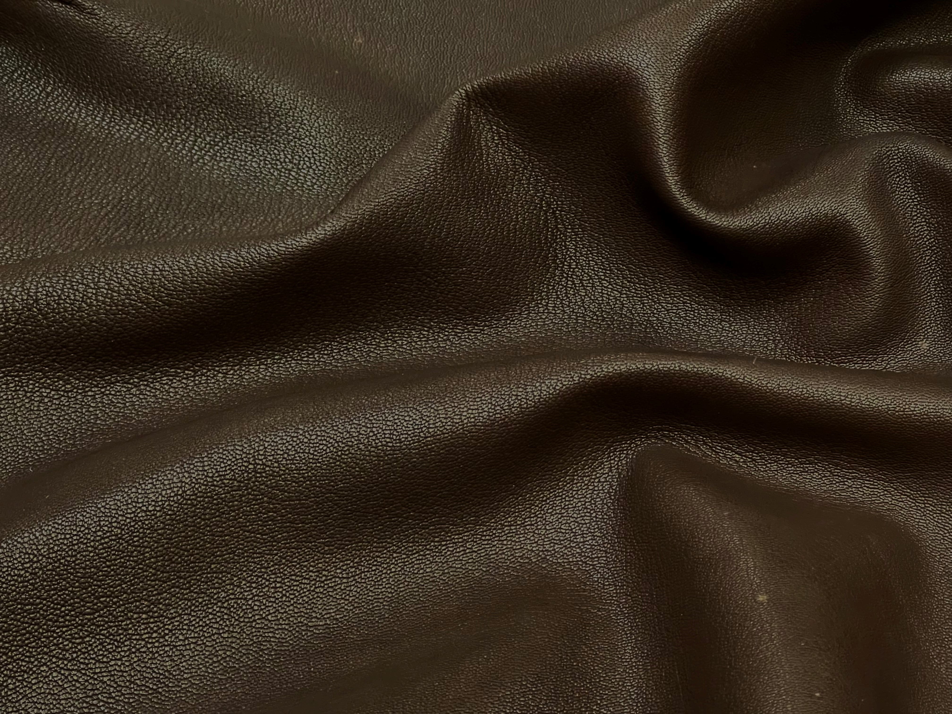 A-tan Mocca: Goat Leather: 1.2-1.4mm (Ex Pittards Stock)
