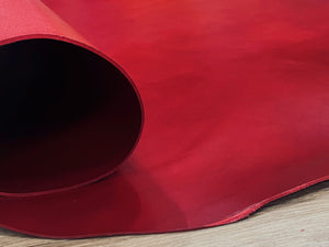 Rosso Aniline Coloured : Vegetable Tanned Double Shoulder (2.8-3.0mm 7oz) 16