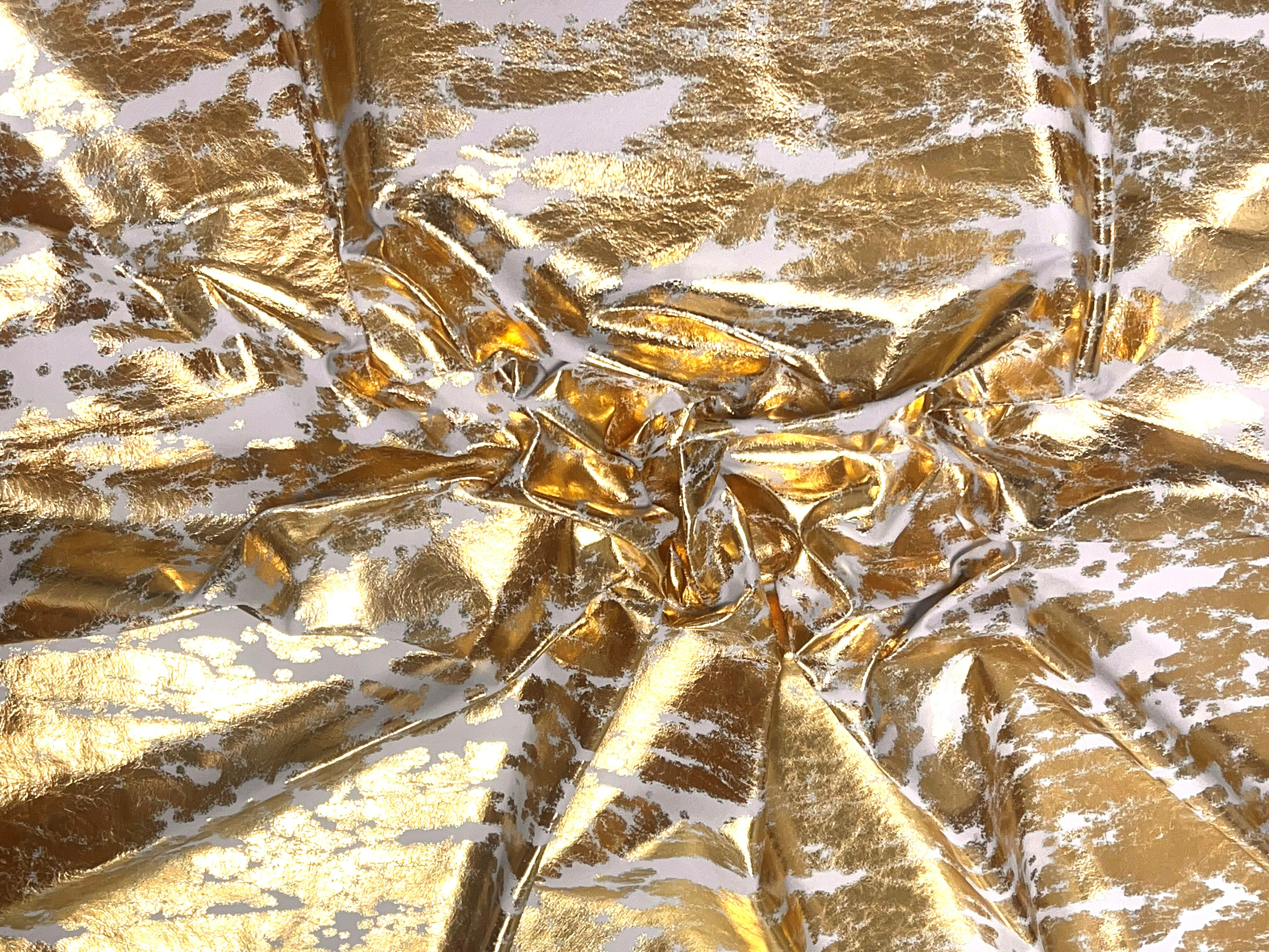 Gold Distressed, Metallic Foiled Leather Pig Skin : (0.6-0.7mm 1.5oz) 15