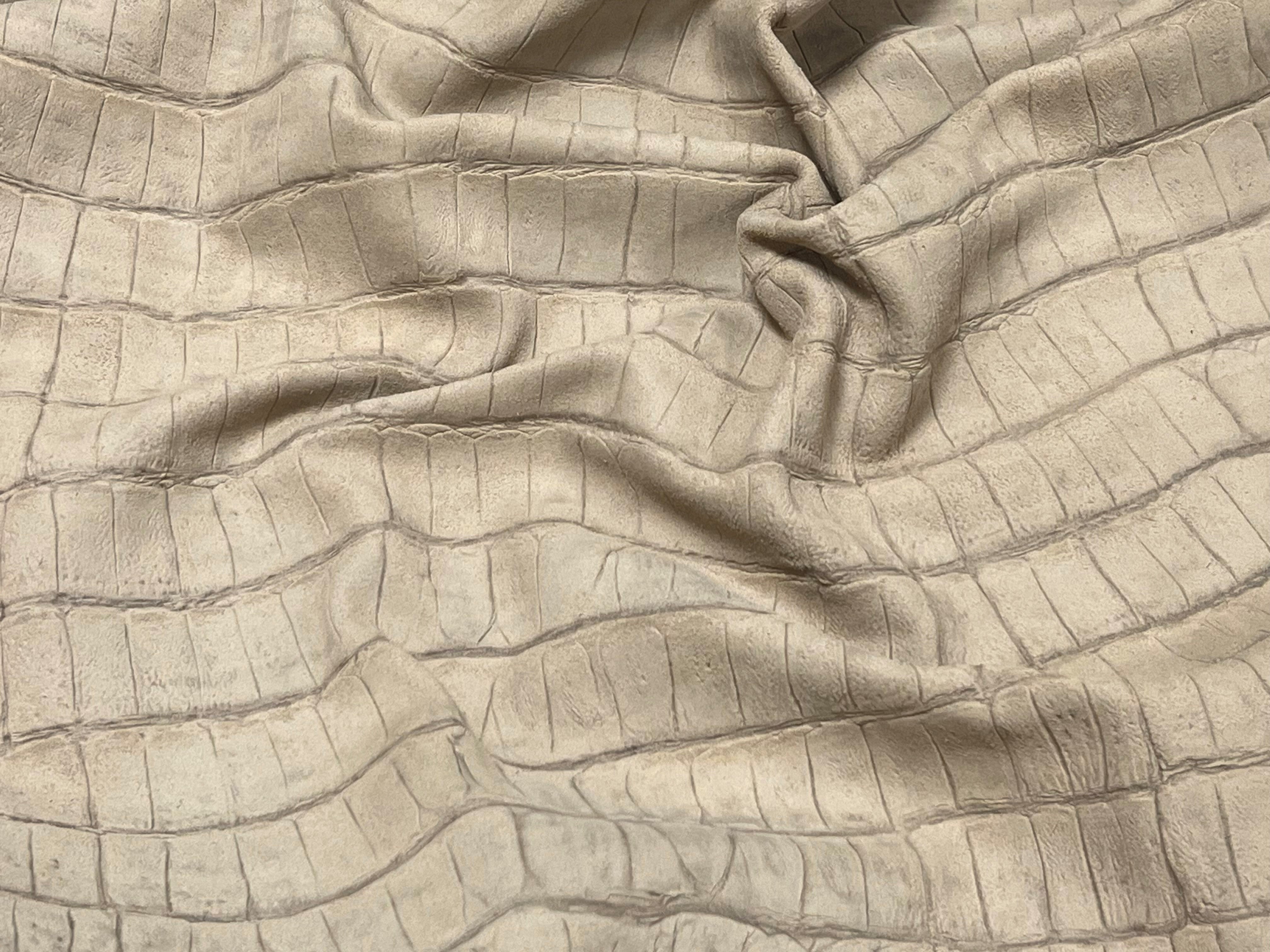 Embossed Calf Suede (Ref-gh.eol)