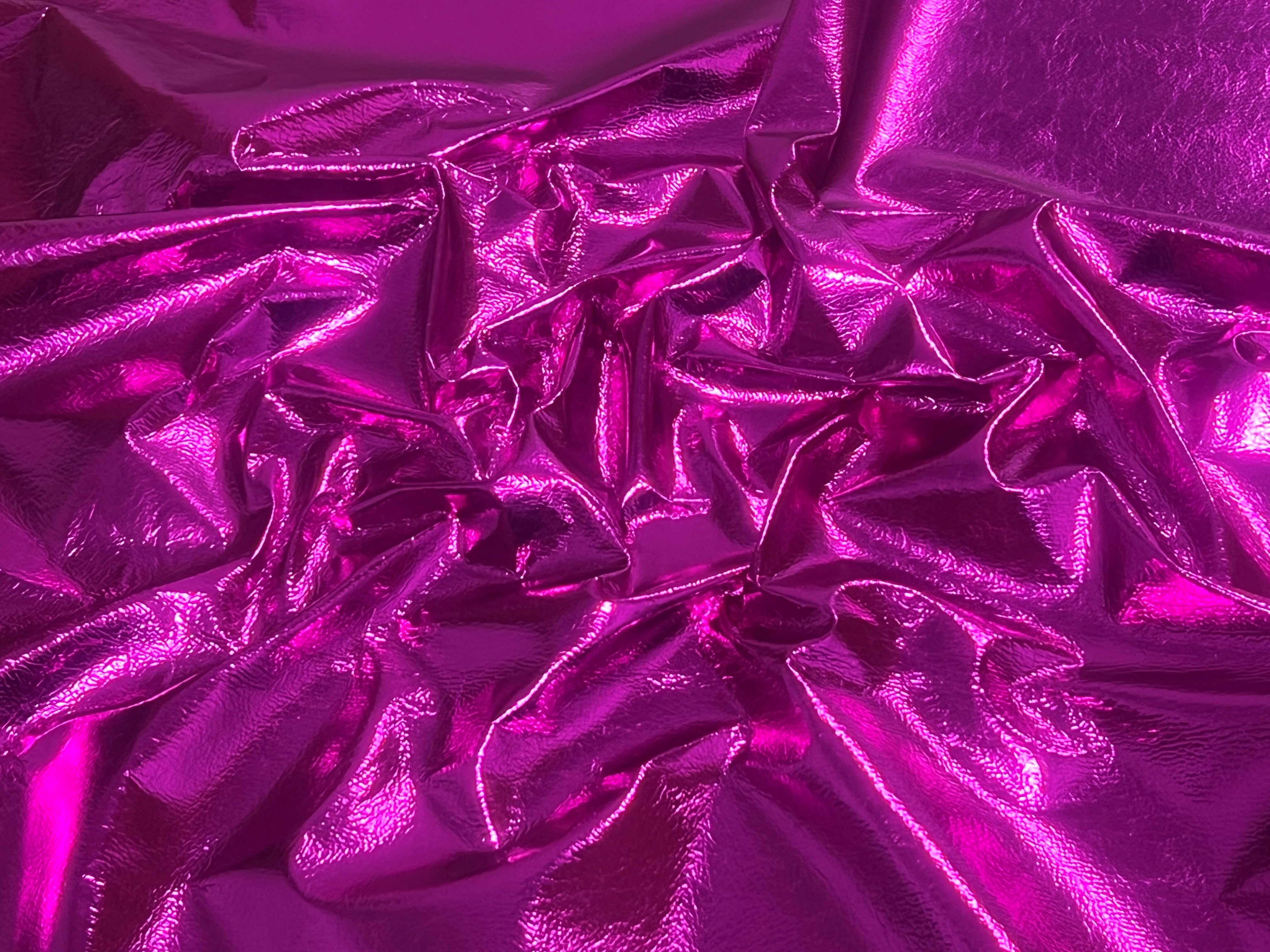 Fuchsia, Metallic Foiled Leather Pig Skin : (0.6-0.7mm 1.5oz) 15