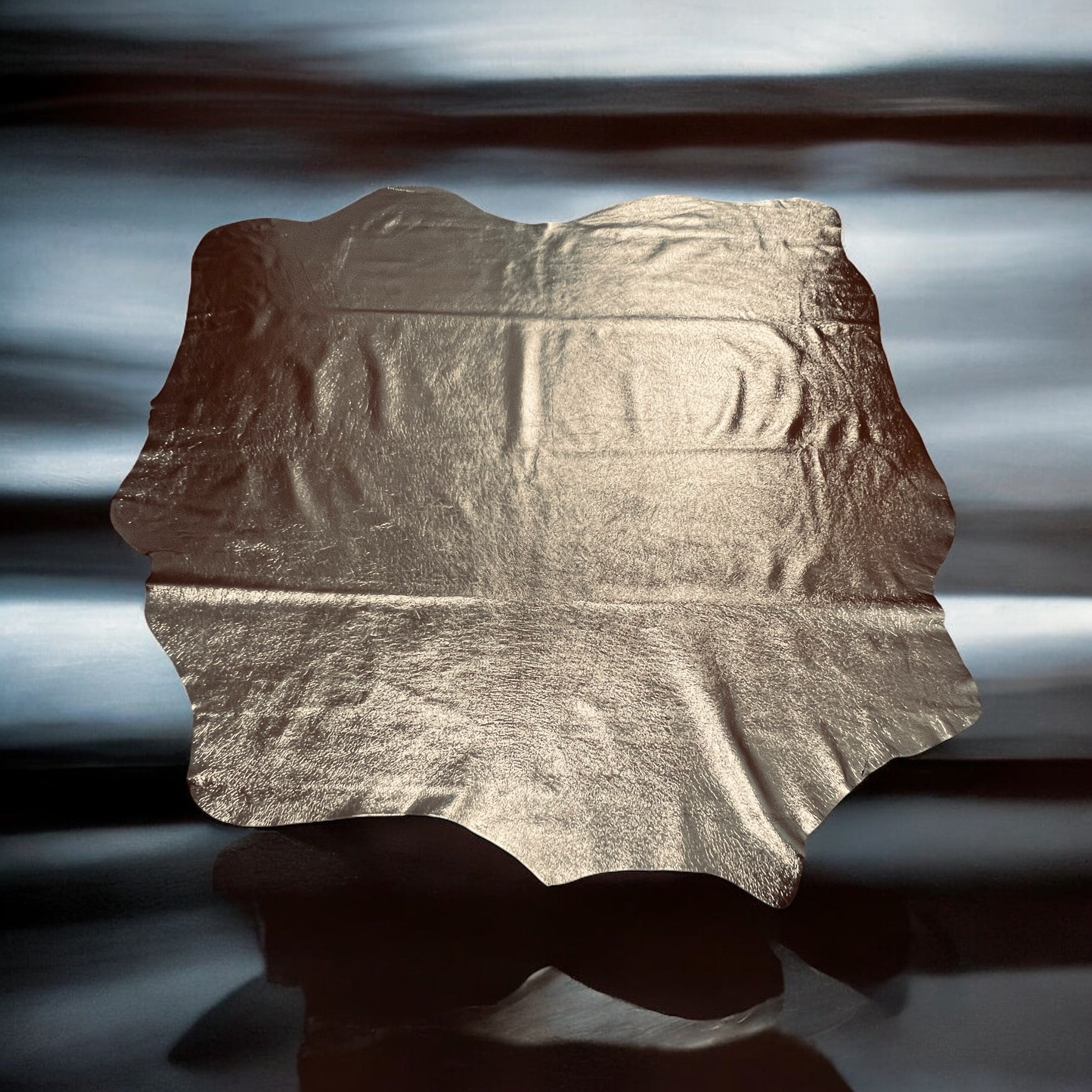 Pewter, Metallic Foiled Leather Pig Skin : (0.6-0.7mm 1.5oz) 15