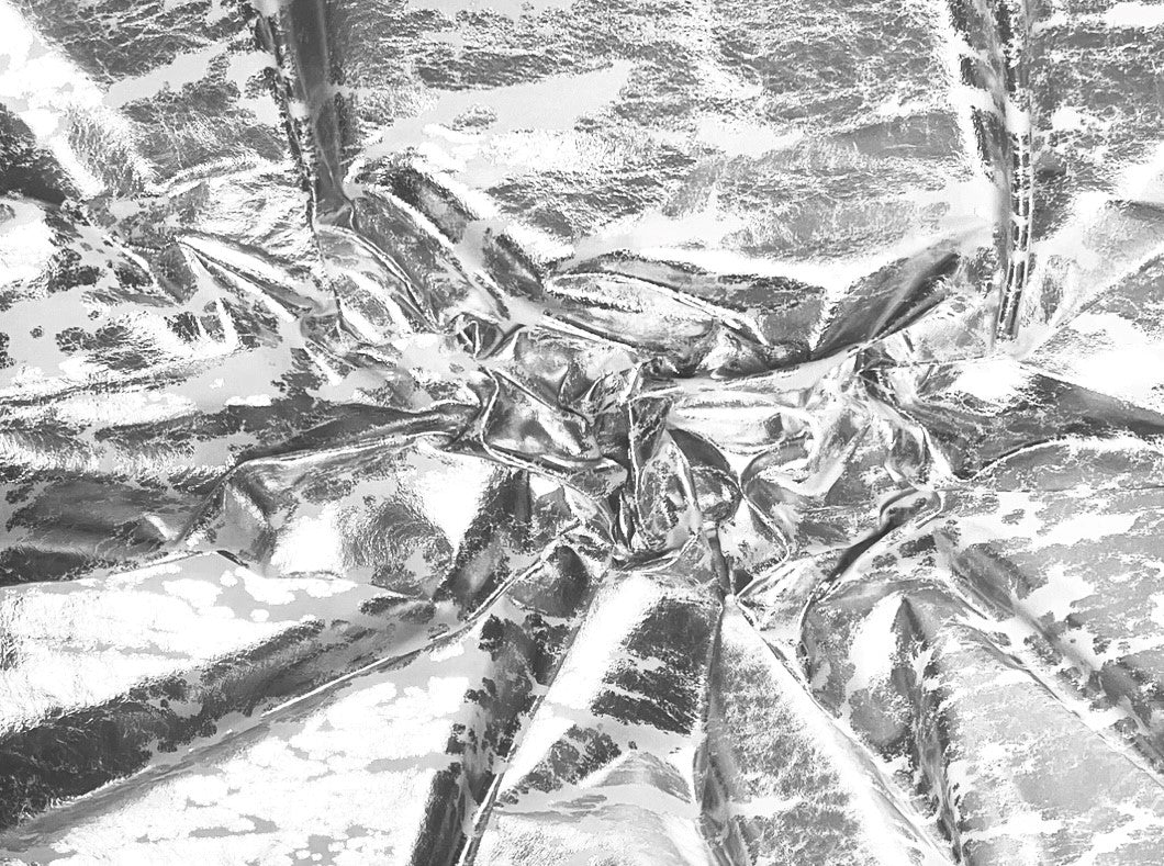 Silver Distressed, Metallic Foiled Leather Pig Skin : (0.6-0.7mm 1.5oz) 15