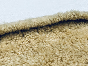 Upholstery Sheepskin Honey, Curly Wool Shearling : (30mm) 10