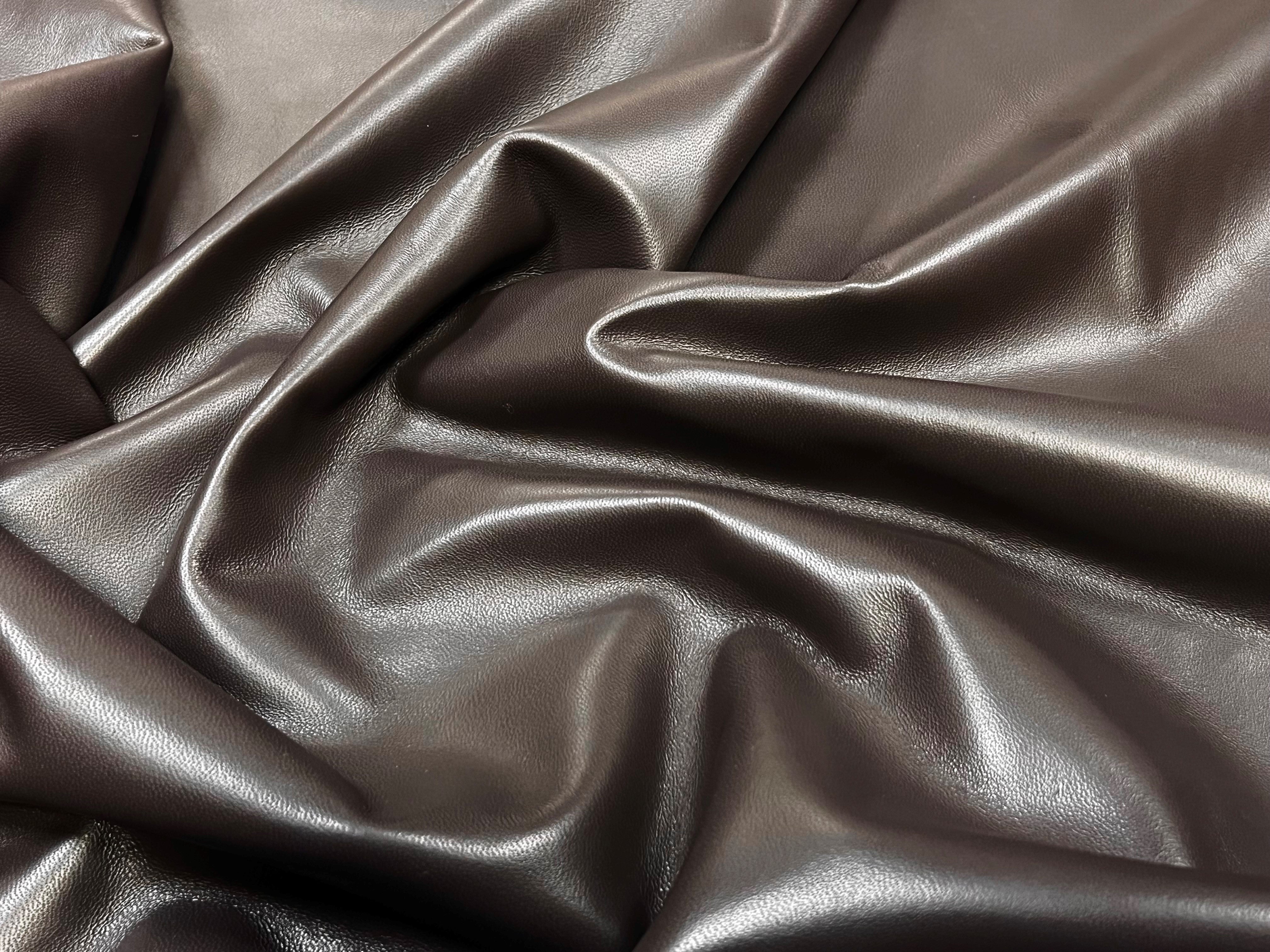 Latigo Muted Brown Lambskin : 0.8-0.9mm 2oz (Ref-gh.eol)