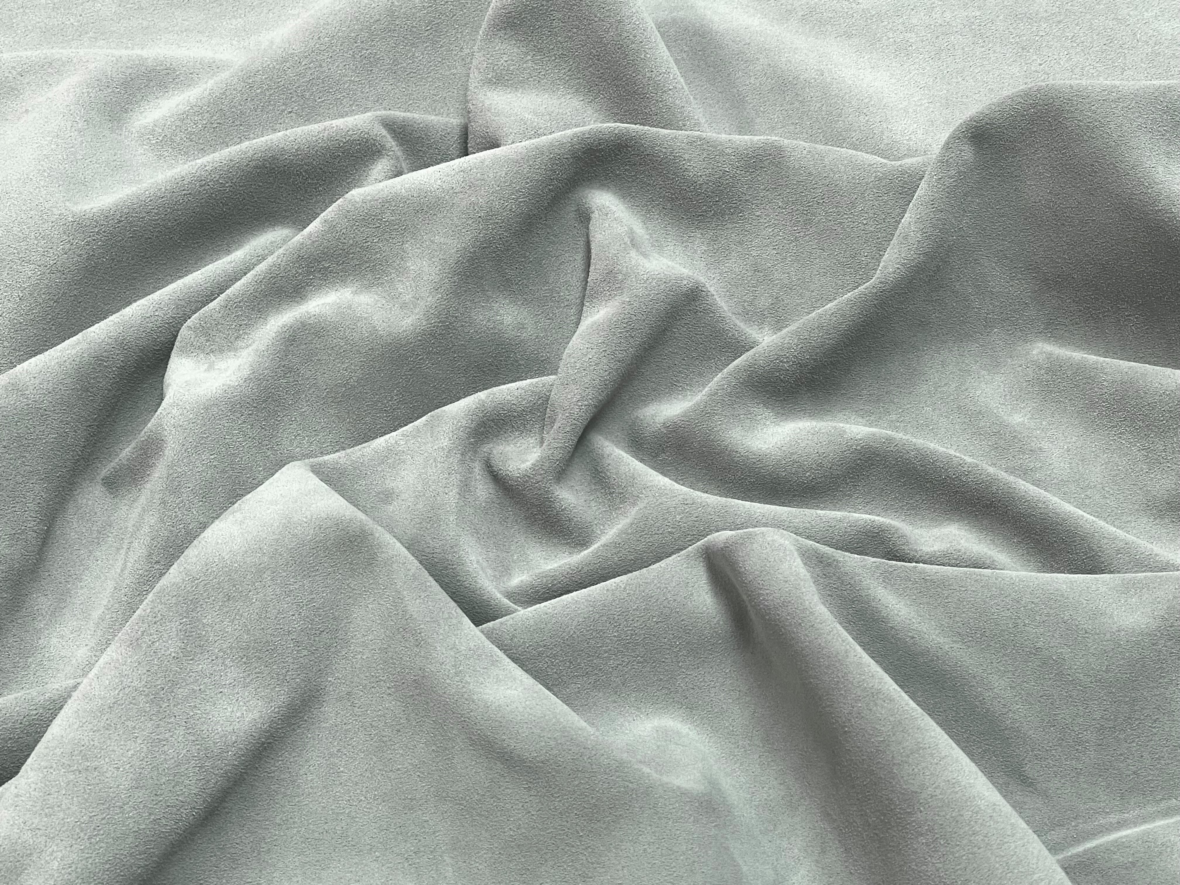 Light Grey, Split Suede : (1.1mm- 1.2mm 3oz) 15