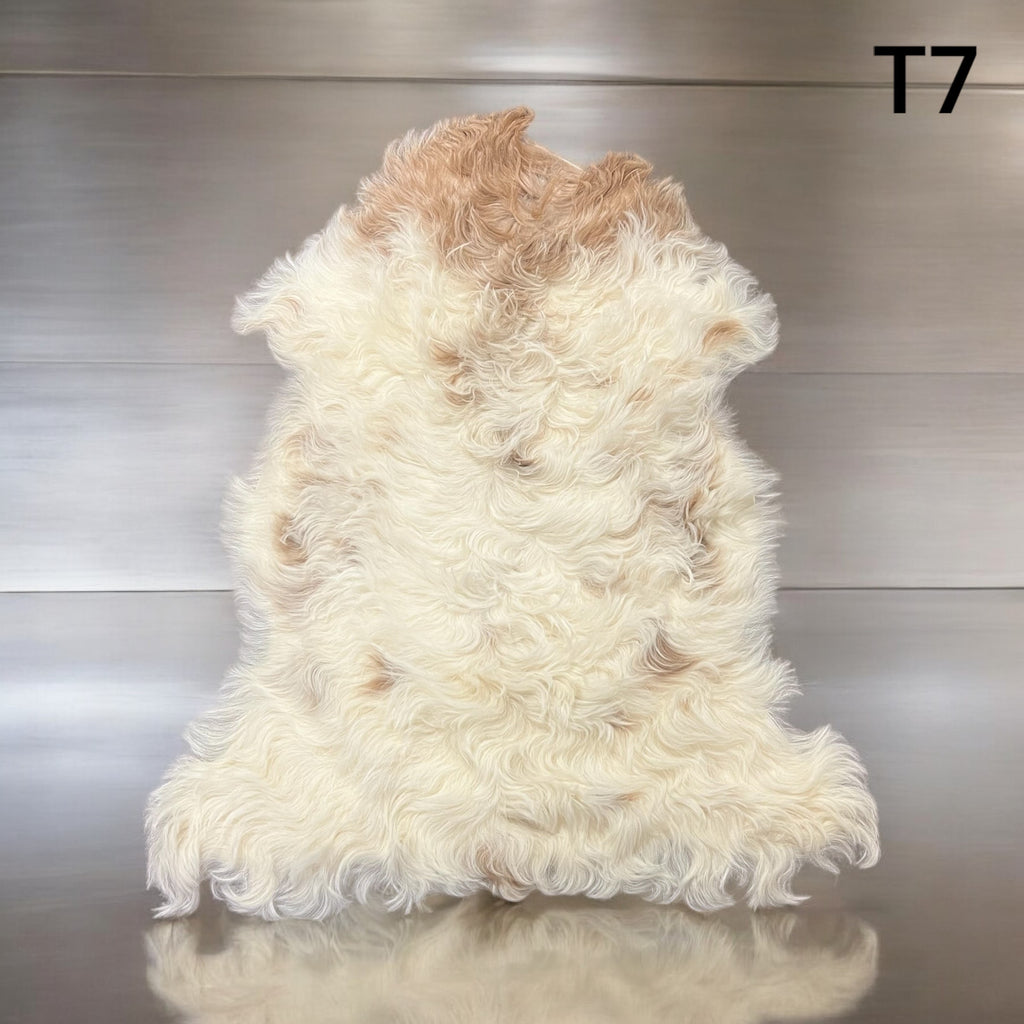 Natural Tigrados Shearling (55cm x70cm) T7