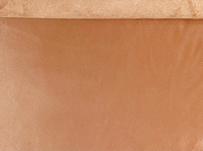 Pearlised Caramel, Leather Skin: Italian Lamb Nappa (0.6-0.7mm 1.5oz).