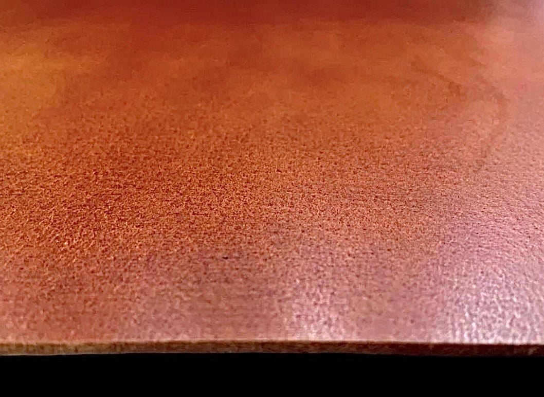Brandy, Vegetable Tanned Buffalo Leather With Slight Pull-up : (3.5-4.0mm 9-10 oz).