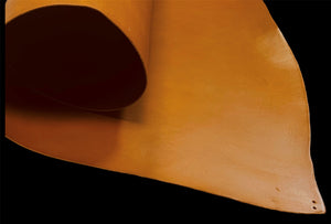 London Tan, Dyed Through : Vegetable Tanned Double Shoulder (1.8mm 4oz - 3.5mm 8oz).