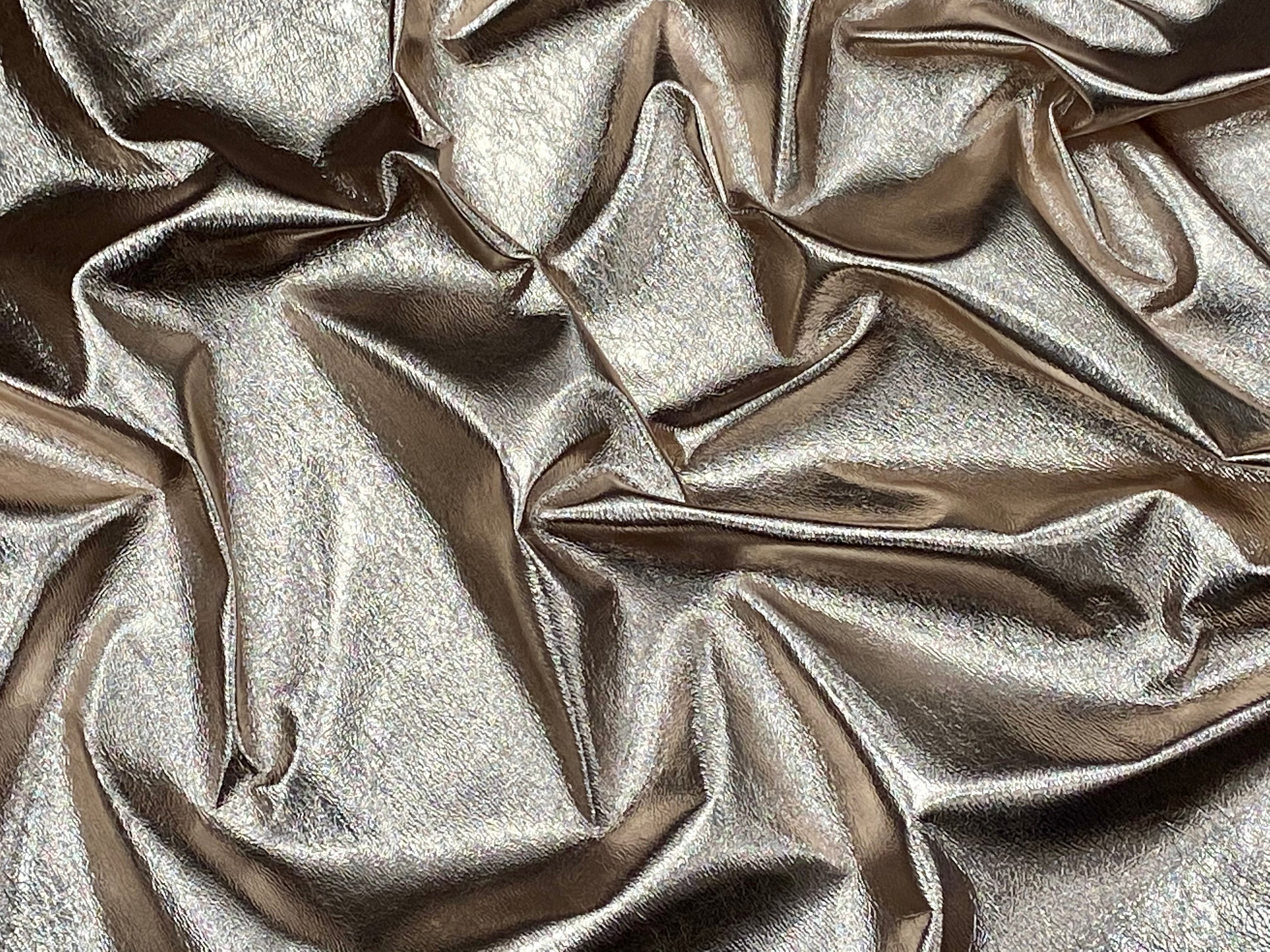Champagne, Metallic Foiled Leather Pig Skin : (0.6-0.7mm 1.5oz).