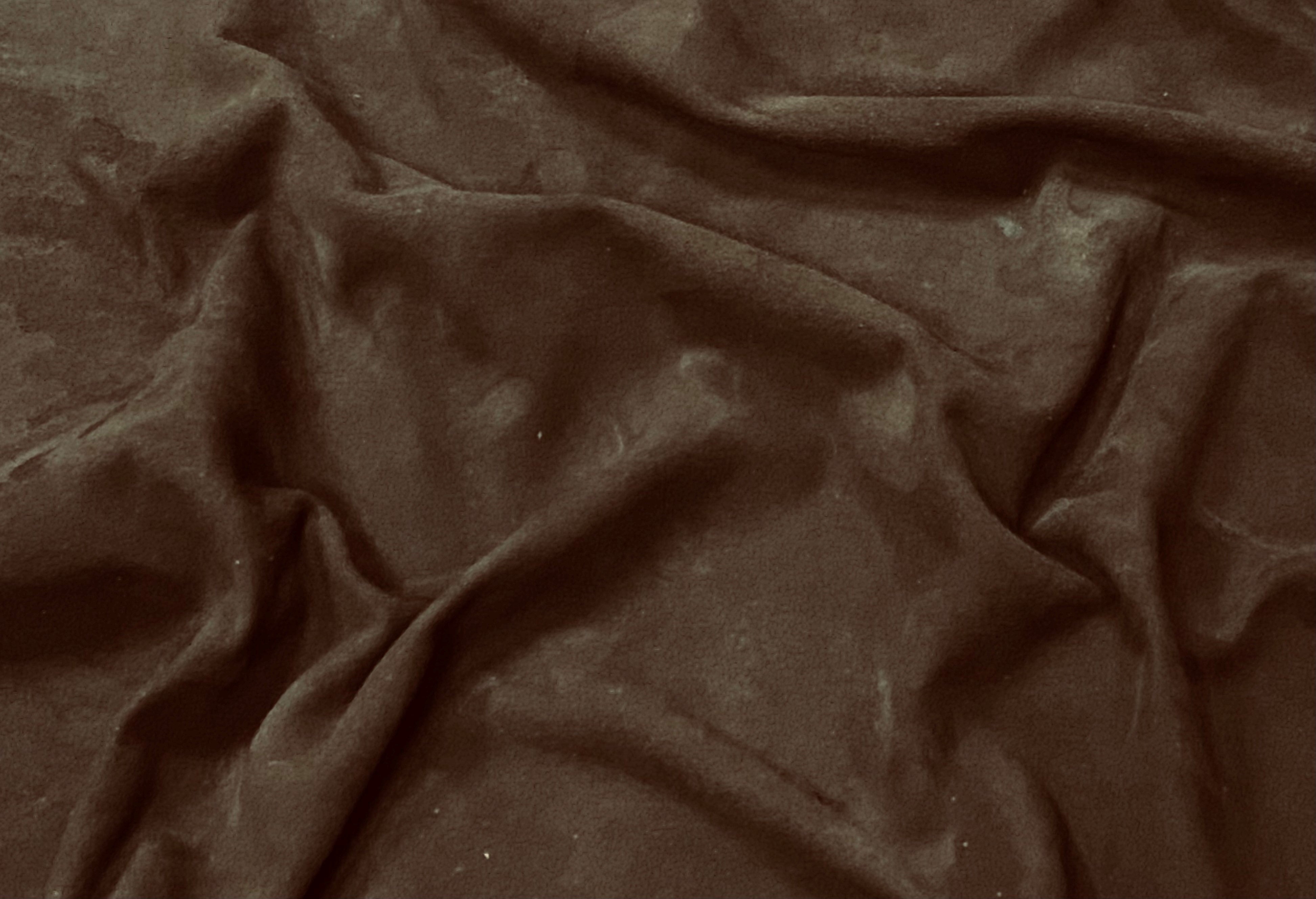 Dark Brown, Goat Suede : (0.5-0.6mm 1.5oz).