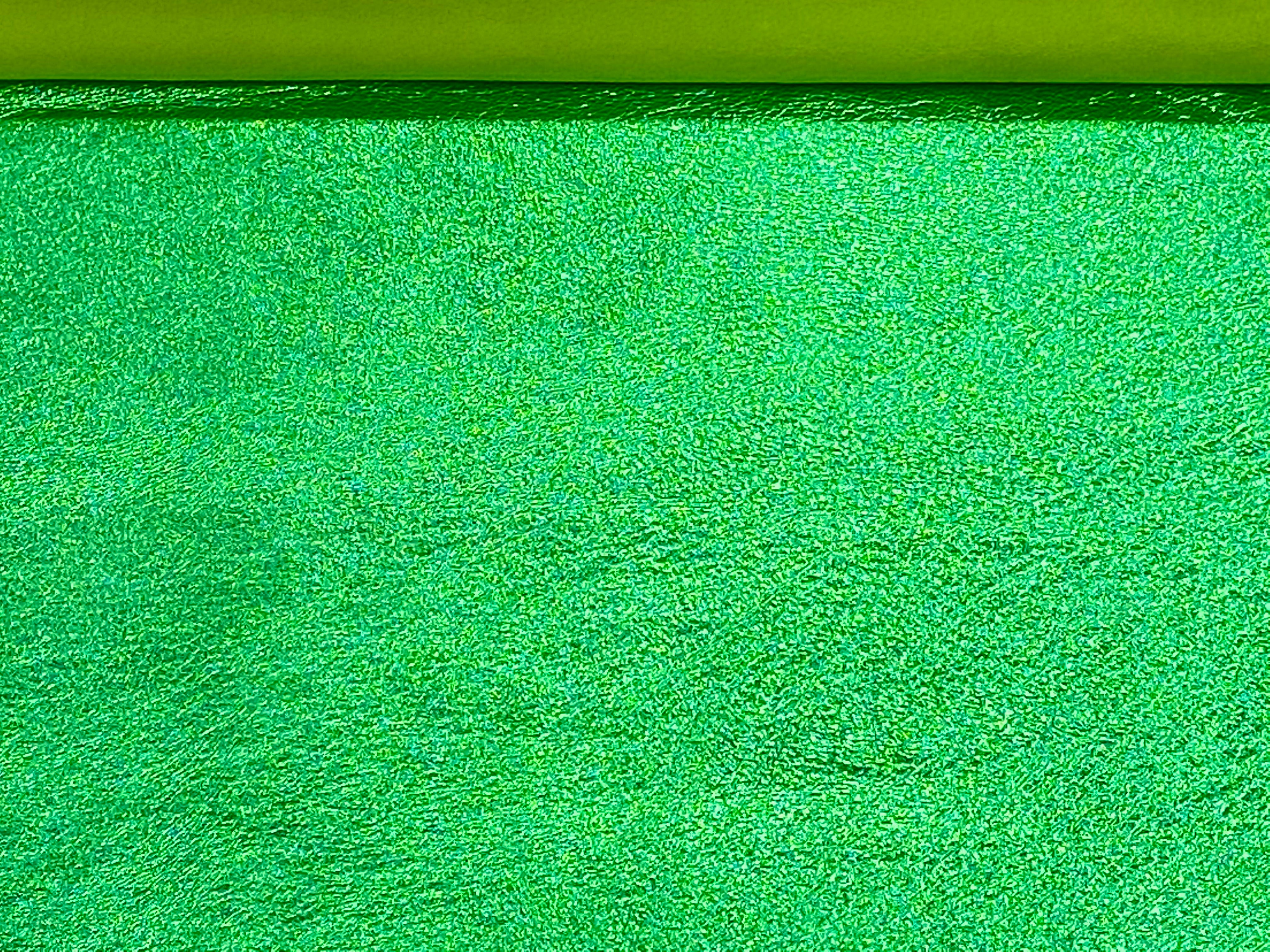 Lime, Metallic Foiled Leather Pig Skin : (0.6-0.7mm 1.5oz).